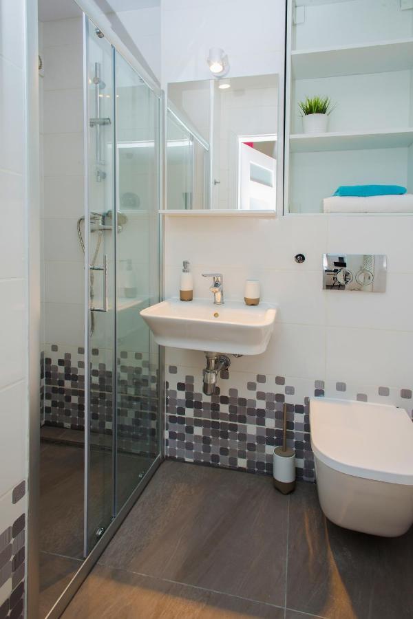 דירות ורשה Cozy Studio Next To Central Station מראה חיצוני תמונה